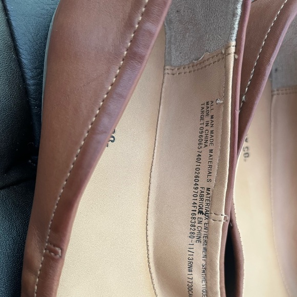 5 for $25. Womens flats - Picture 4 of 5